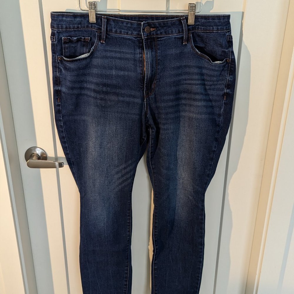 Ankle Jeans